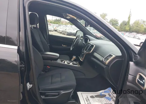 2017 Jeep Grand Cherokee Laredo 4X4 из США, поврежденный, VIN 1C4RJFAGXHC913023